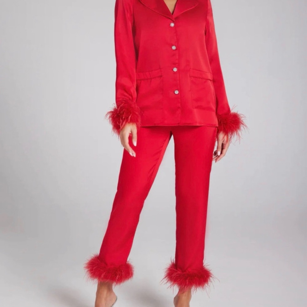 NADINE MERABI DARCIE Luxury Red Feathered Pijamas Set - Picture 6 of 12